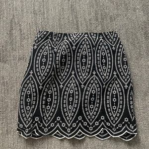 Black and White Patterned Loft Skirt
